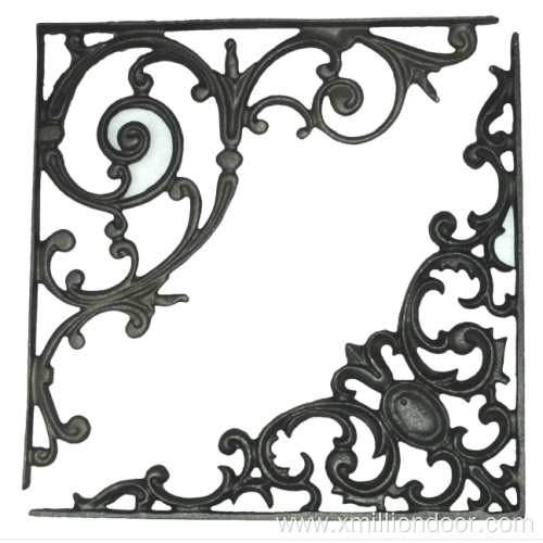 Metal decorative wrought iron corners